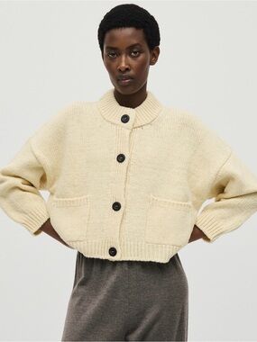 ISO: Babaa No23 Cardigan - Natural